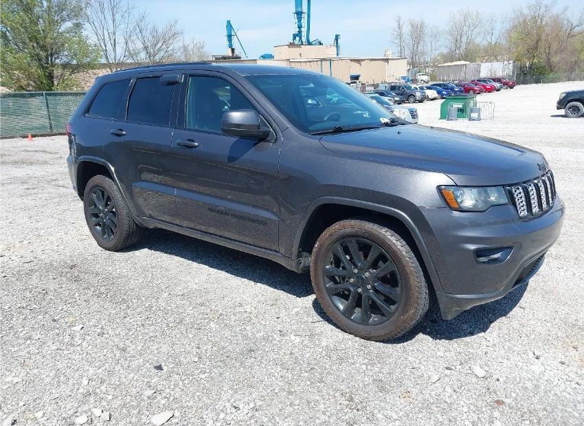 Jeep Grand cherokee ALTITUDE Подгрев* 8ZF* LED* 2-ключа*  - изображение 5