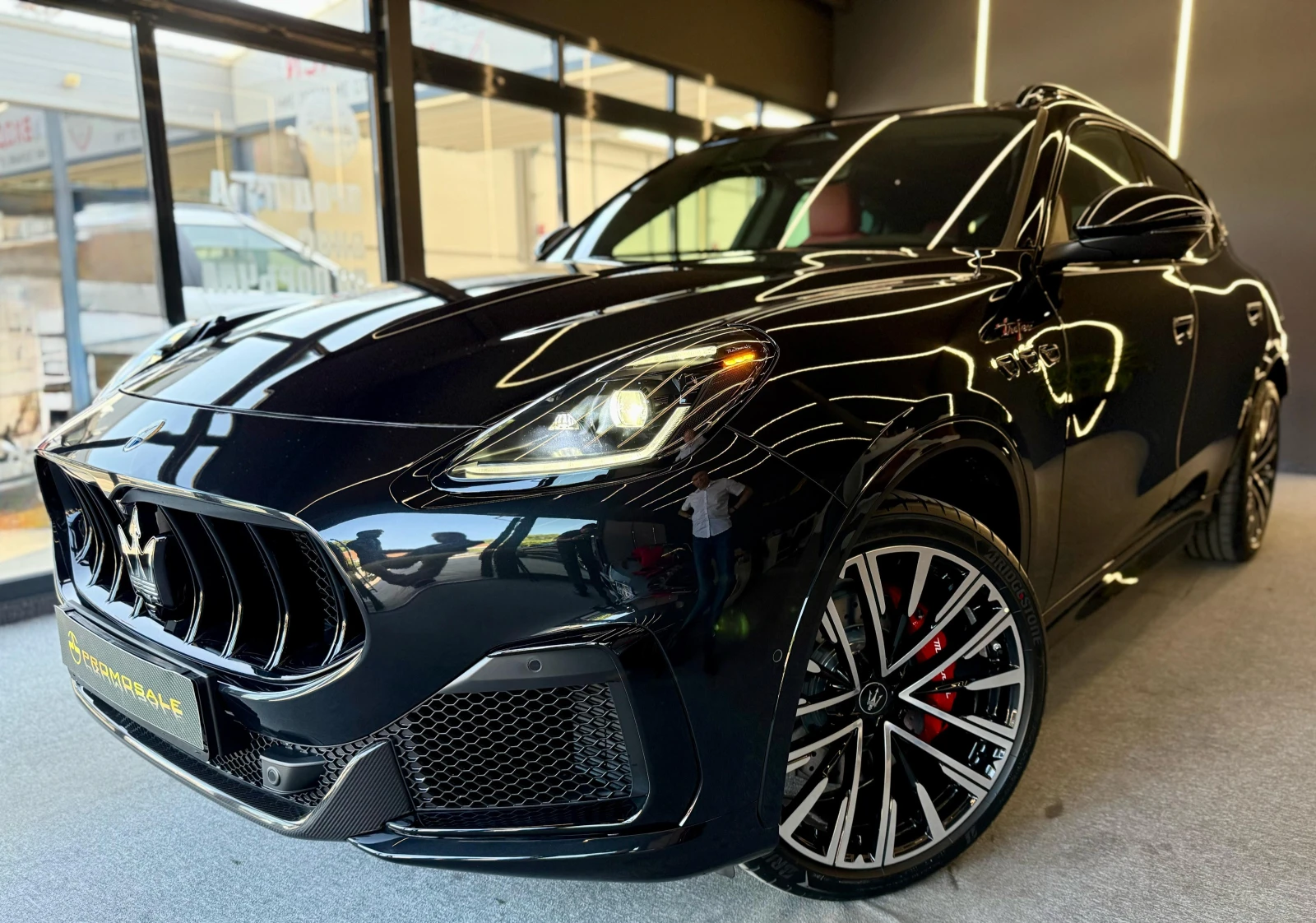 Maserati Grecale Trofeo* V6* 21" * ЧИСТО НОВ* ЛИЗИНГ - изображение 3