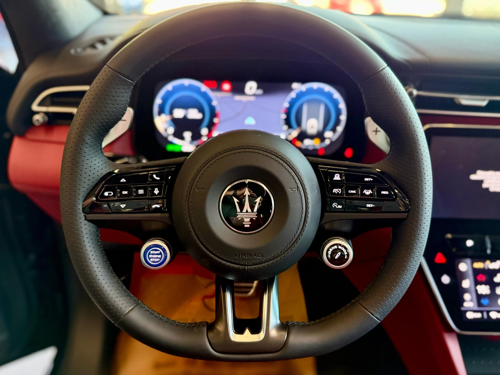 Maserati Grecale Trofeo* V6* 21" * ЧИСТО НОВ* ЛИЗИНГ - изображение 10