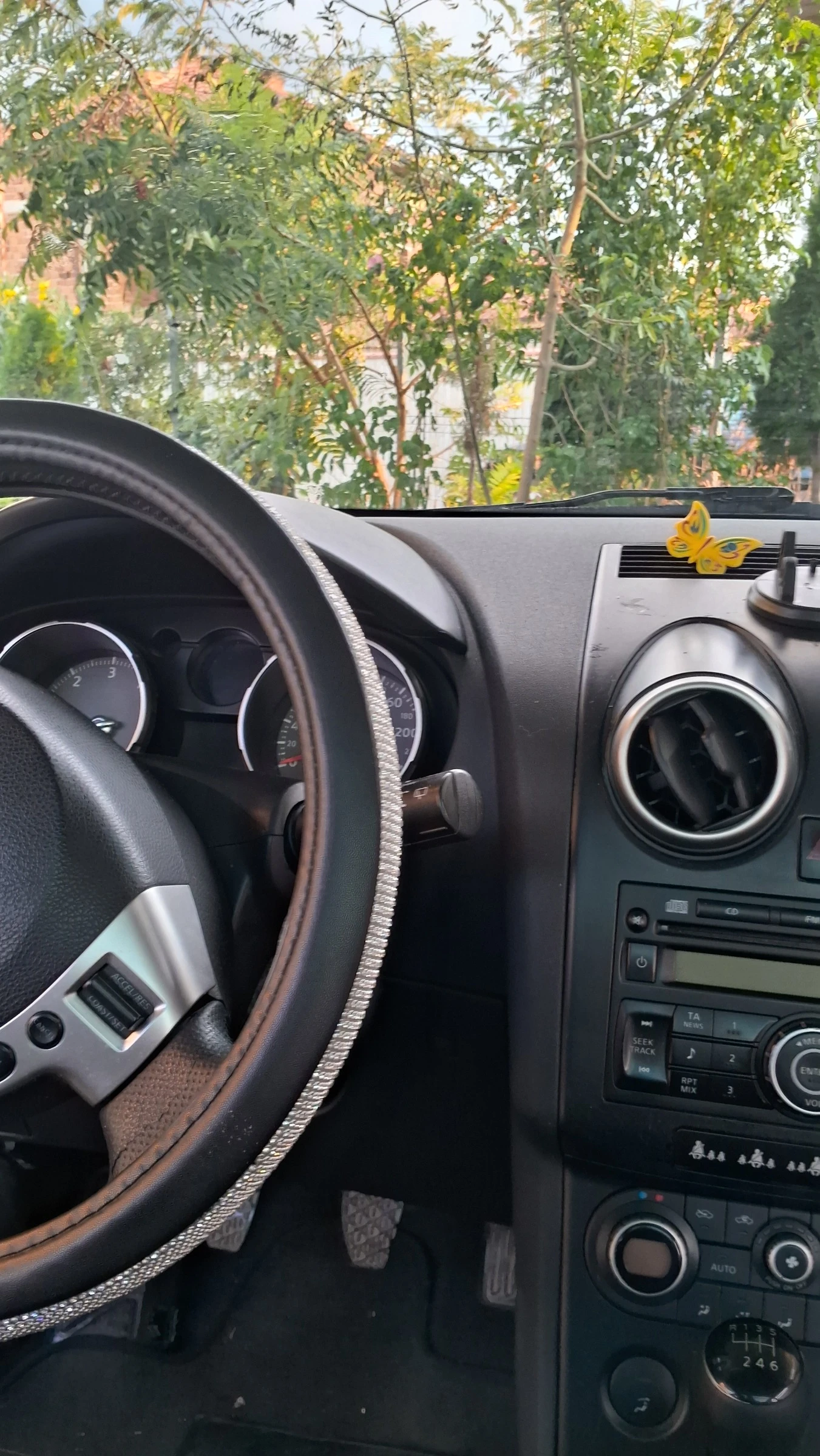 Nissan Qashqai + 2 - изображение 4