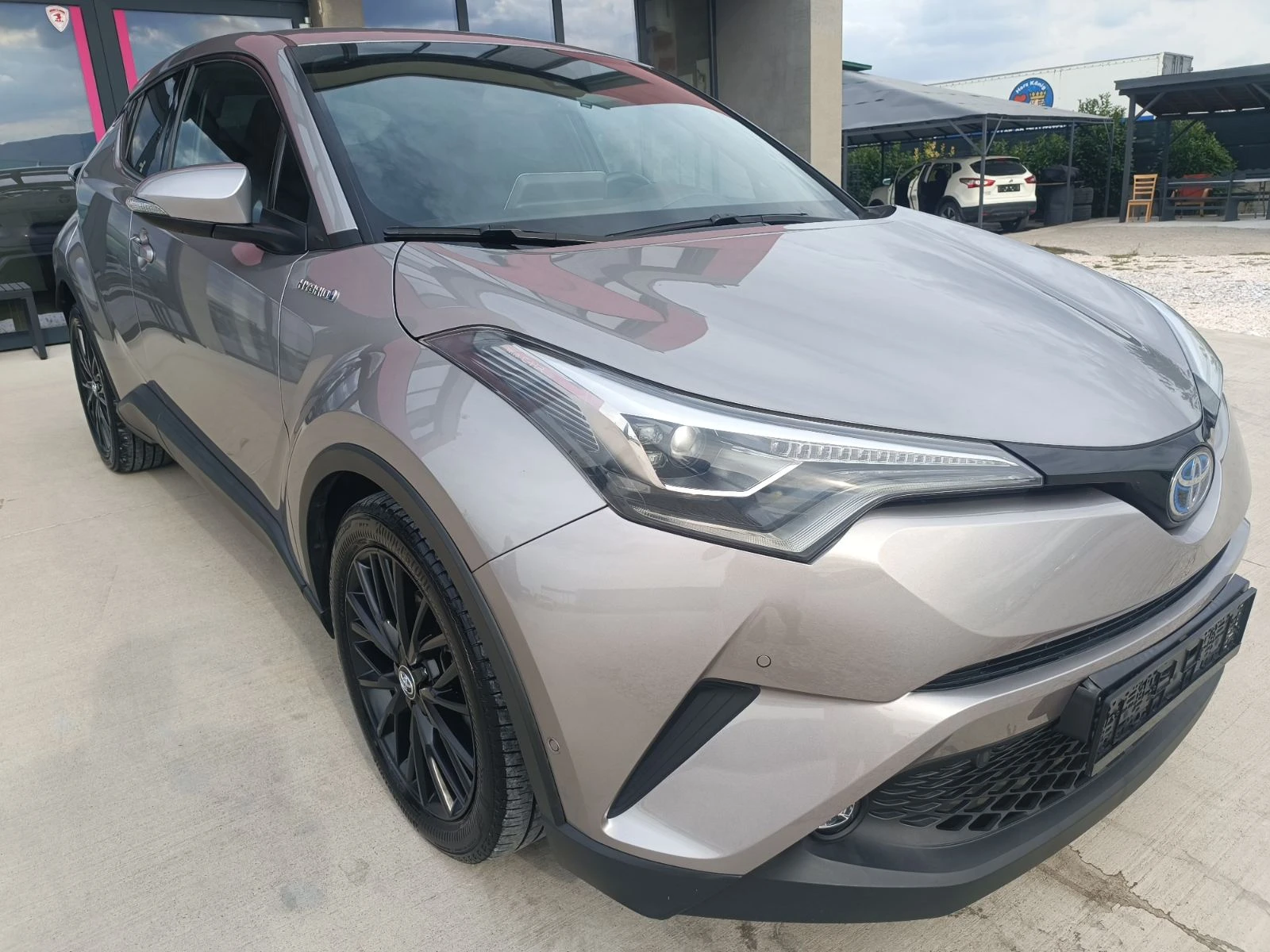 Toyota C-HR 1.8 Hybrid - изображение 3