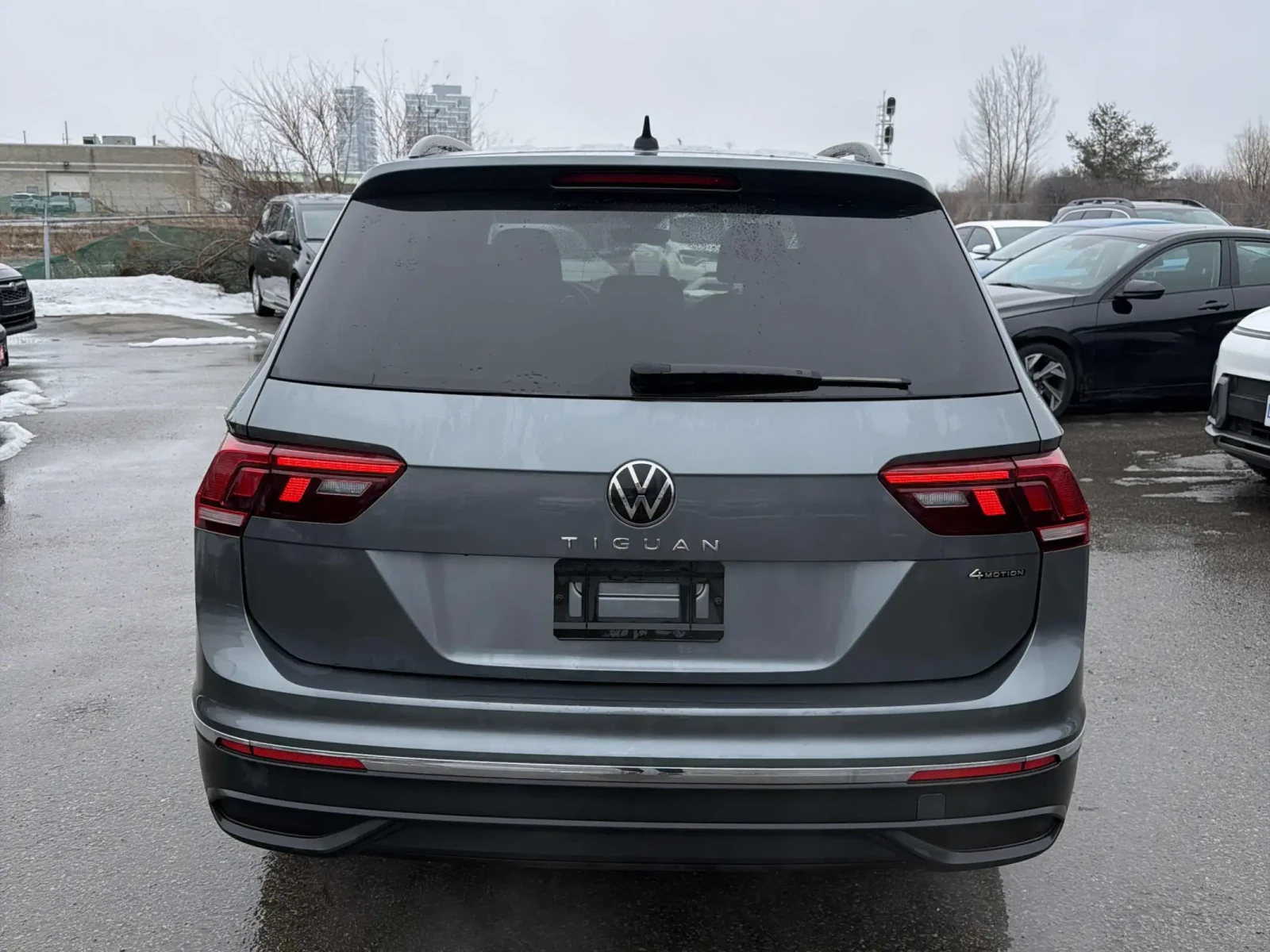 VW Tiguan Comfortline * * CARFAX * * АВТО КРЕДИТ * * , снимка 5 - Автомобили и джипове - 53940273