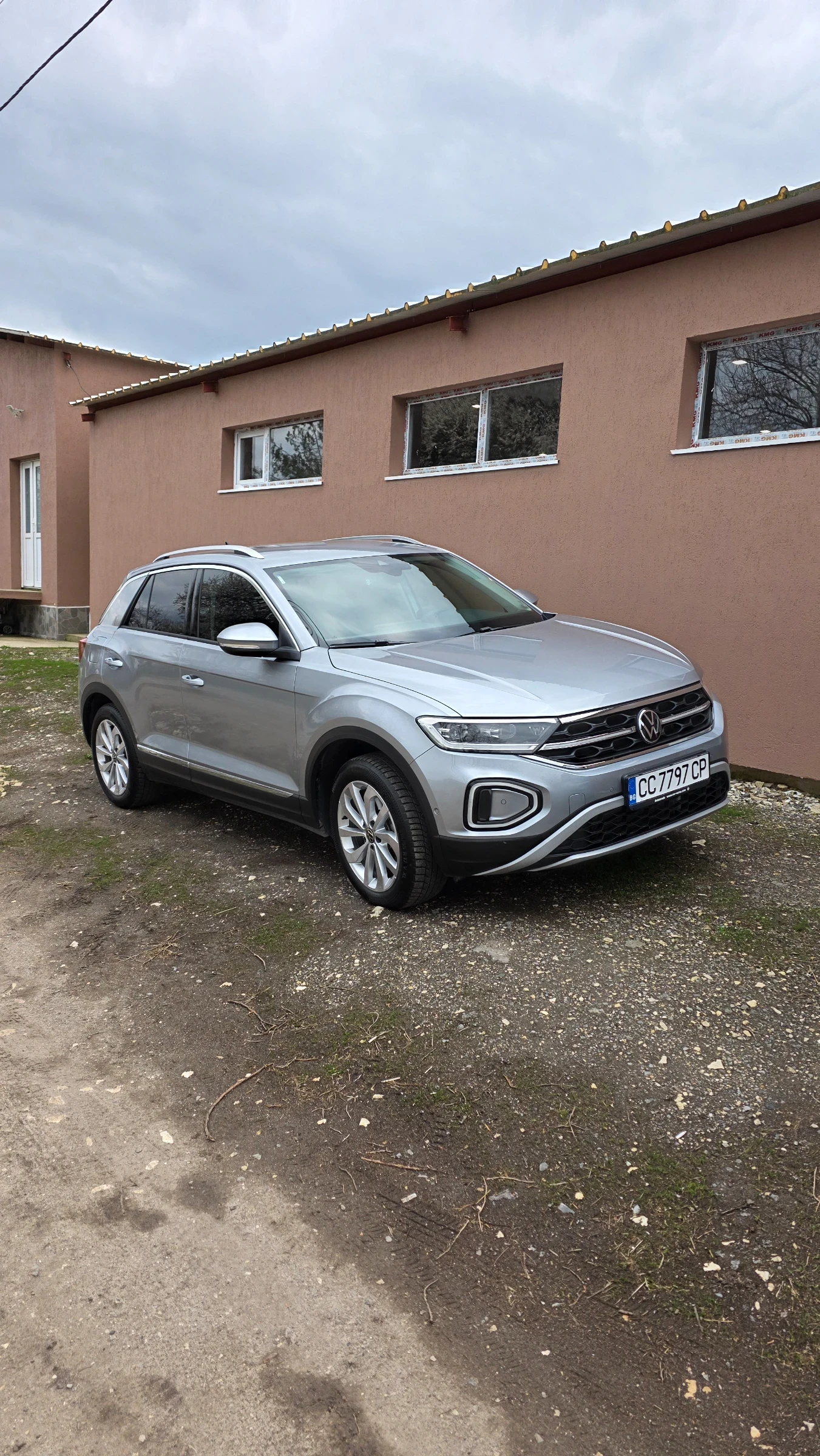 VW T-Roc, снимка 15 - Автомобили и джипове - 54076675