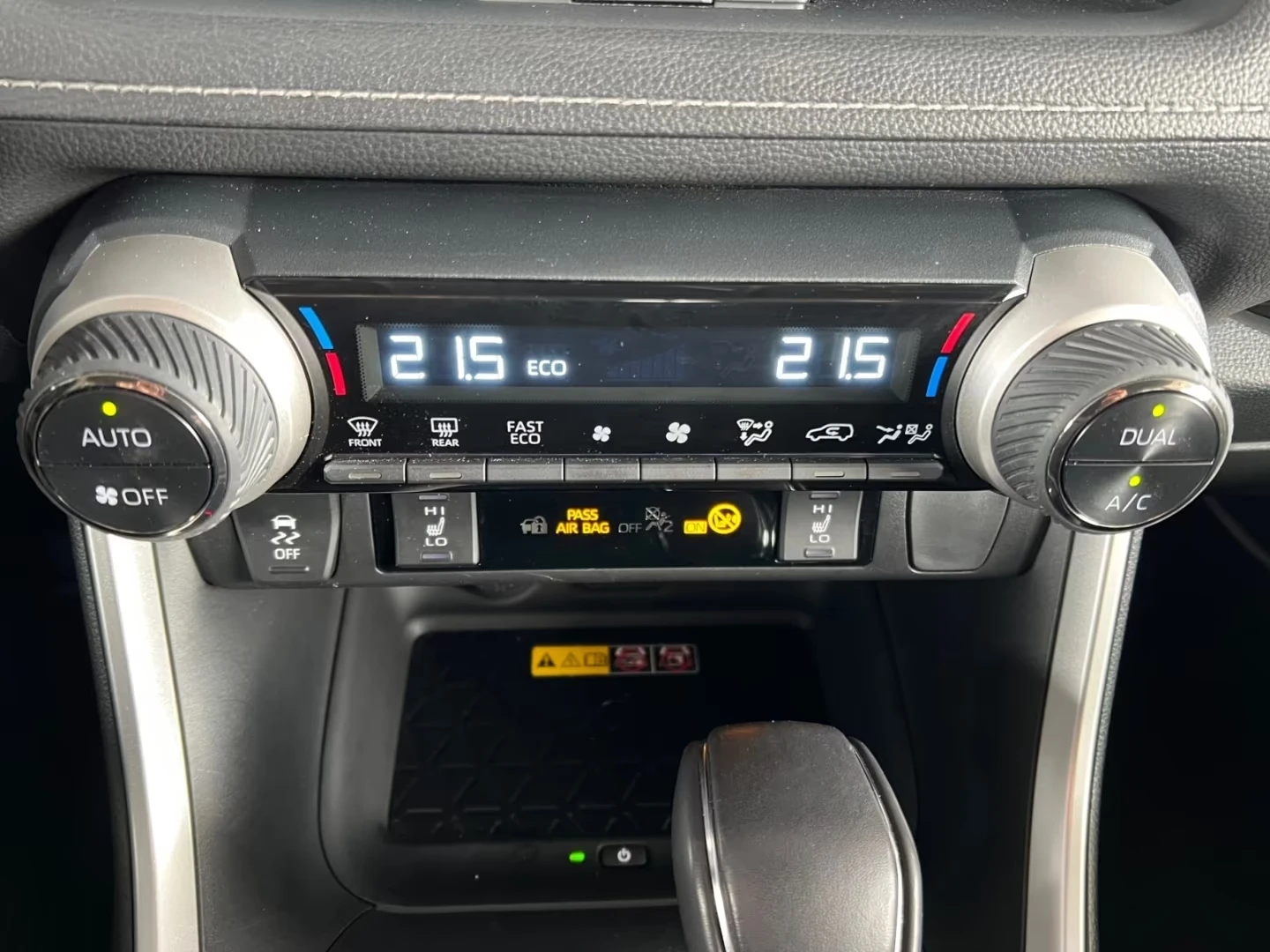 Toyota Rav4 HYBRID TEAMPLAYER| 218кс| ГАРАНЦИЯ ДО15ГОДИНИ| 202, снимка 11 - Автомобили и джипове - 55033940