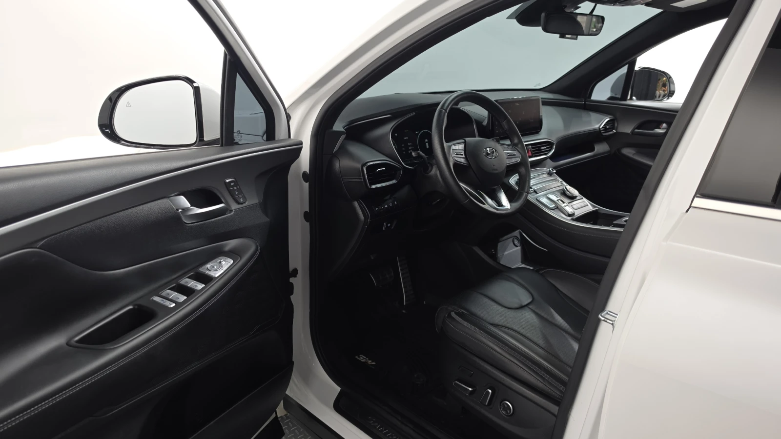 Hyundai Santa fe 1.6 HEV Calligraphy* BLIND SPOT* HUD* КРАЙНА ЦЕНА, снимка 10 - Автомобили и джипове - 55336578