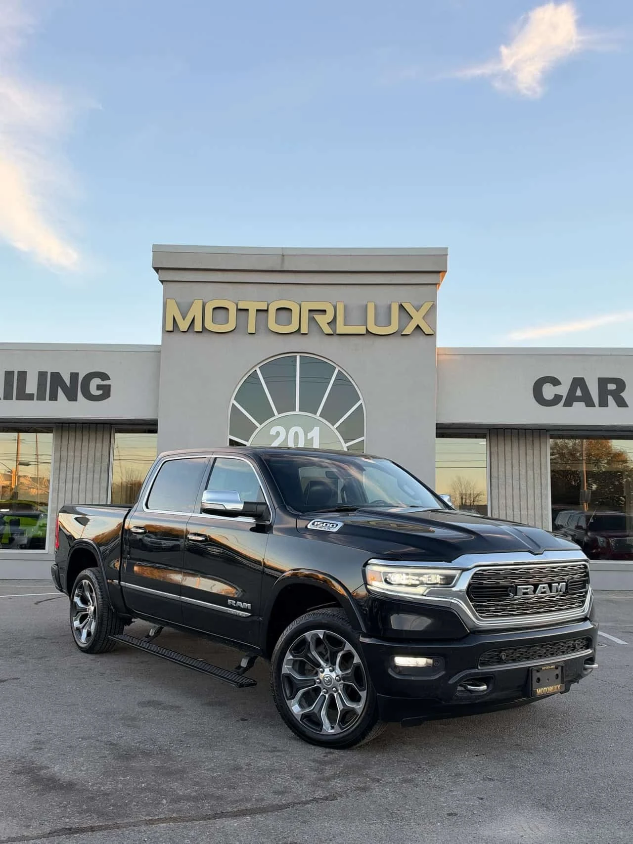 Dodge RAM 1500 * Limited 4x4 Crew Cab 5'7 Box * CARFAX *  | Mobile.bg � ����������� 2