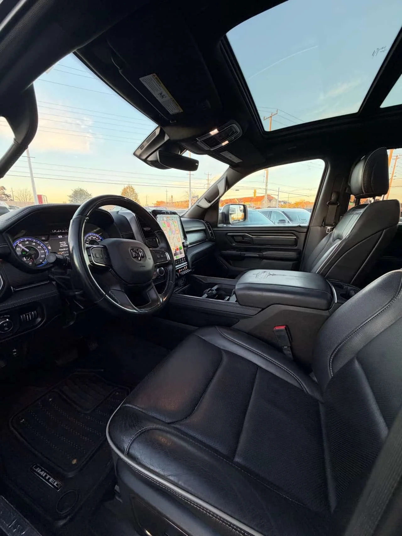 Dodge RAM 1500 * Limited 4x4 Crew Cab 5'7 Box * CARFAX *  | Mobile.bg � ����������� 14