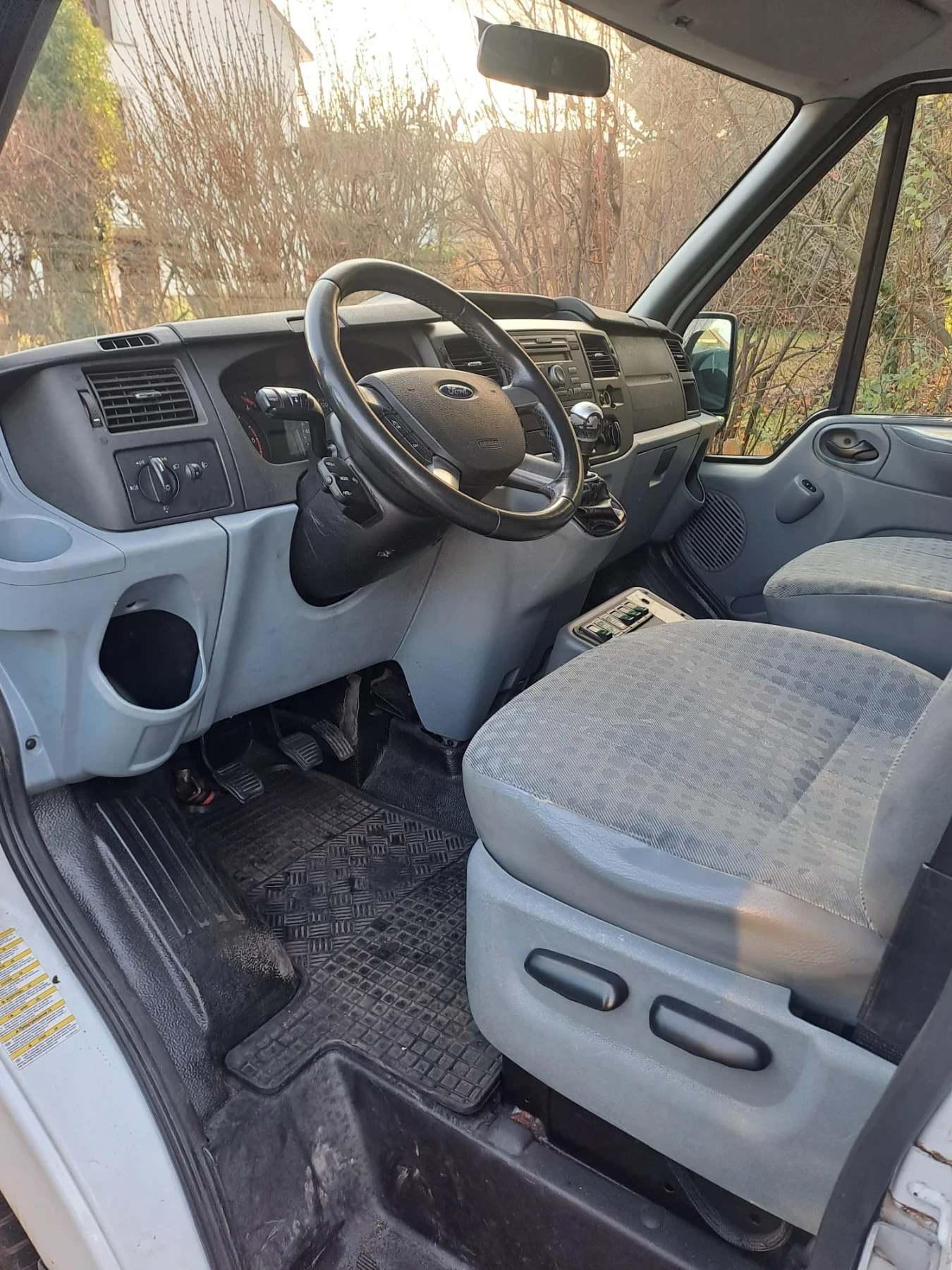 Ford Transit Tourneo 2.2 TDCI - изображение 6