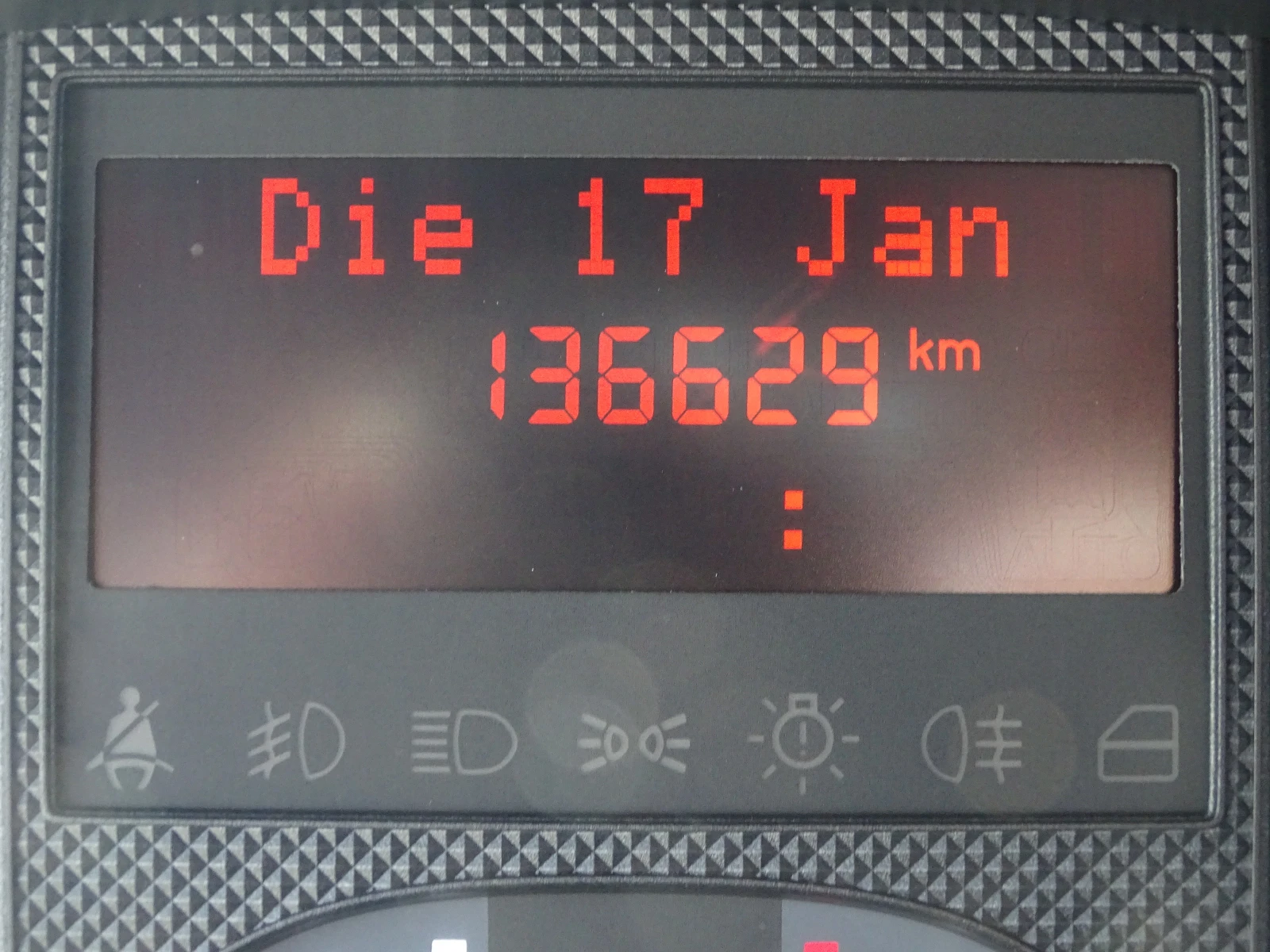 Iveco Daily 35C12   КАТ. * Б* 7-места, снимка 12 - Бусове и автобуси - 54774862