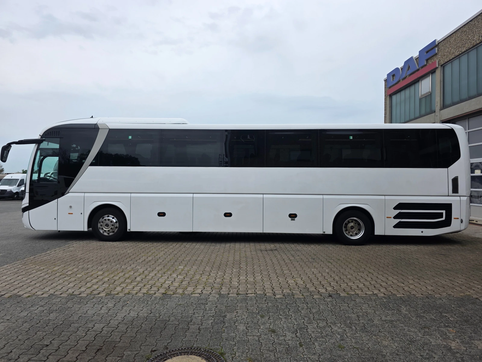 Man Lion S Classic Coach C 59+ 1+ 1, ������� 13, 09 � | 2 ���� | Mobile.bg � ����������� 8