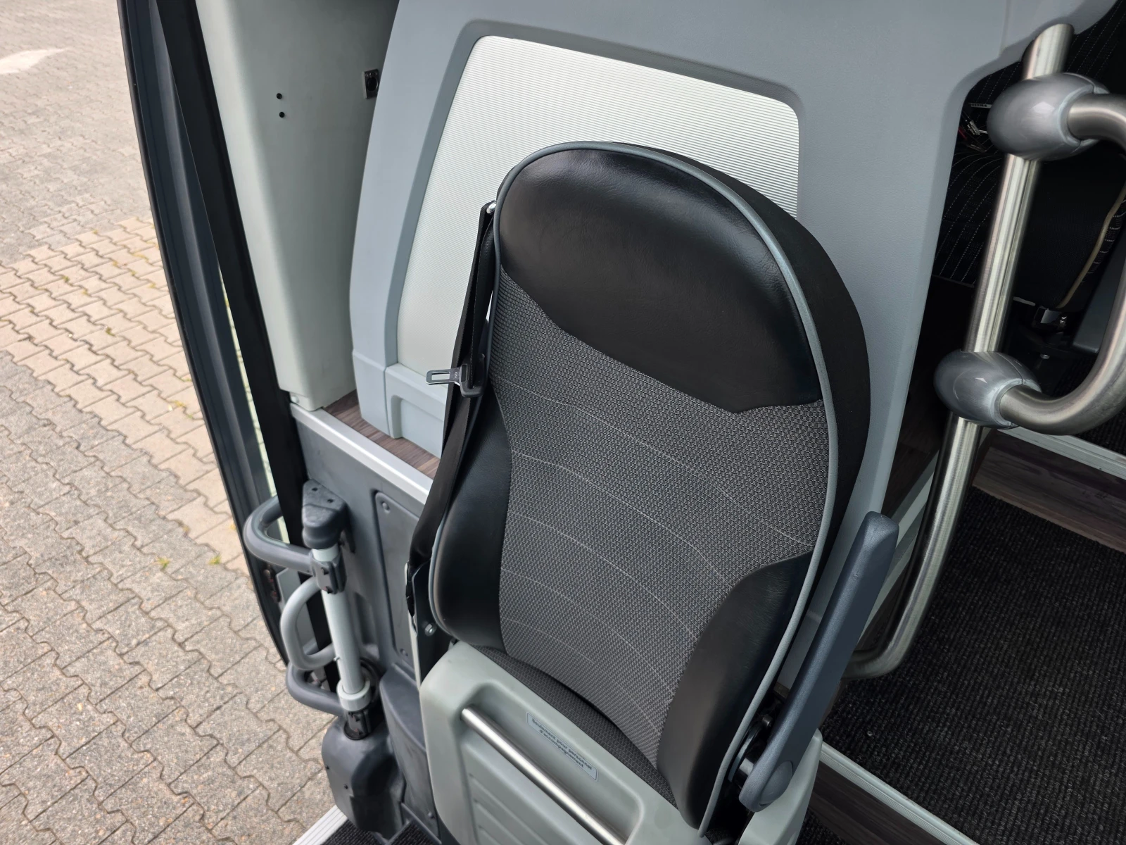 Man Lion S Classic Coach C 59+ 1+ 1, ������� 13, 09 � | 2 ���� | Mobile.bg � ����������� 12