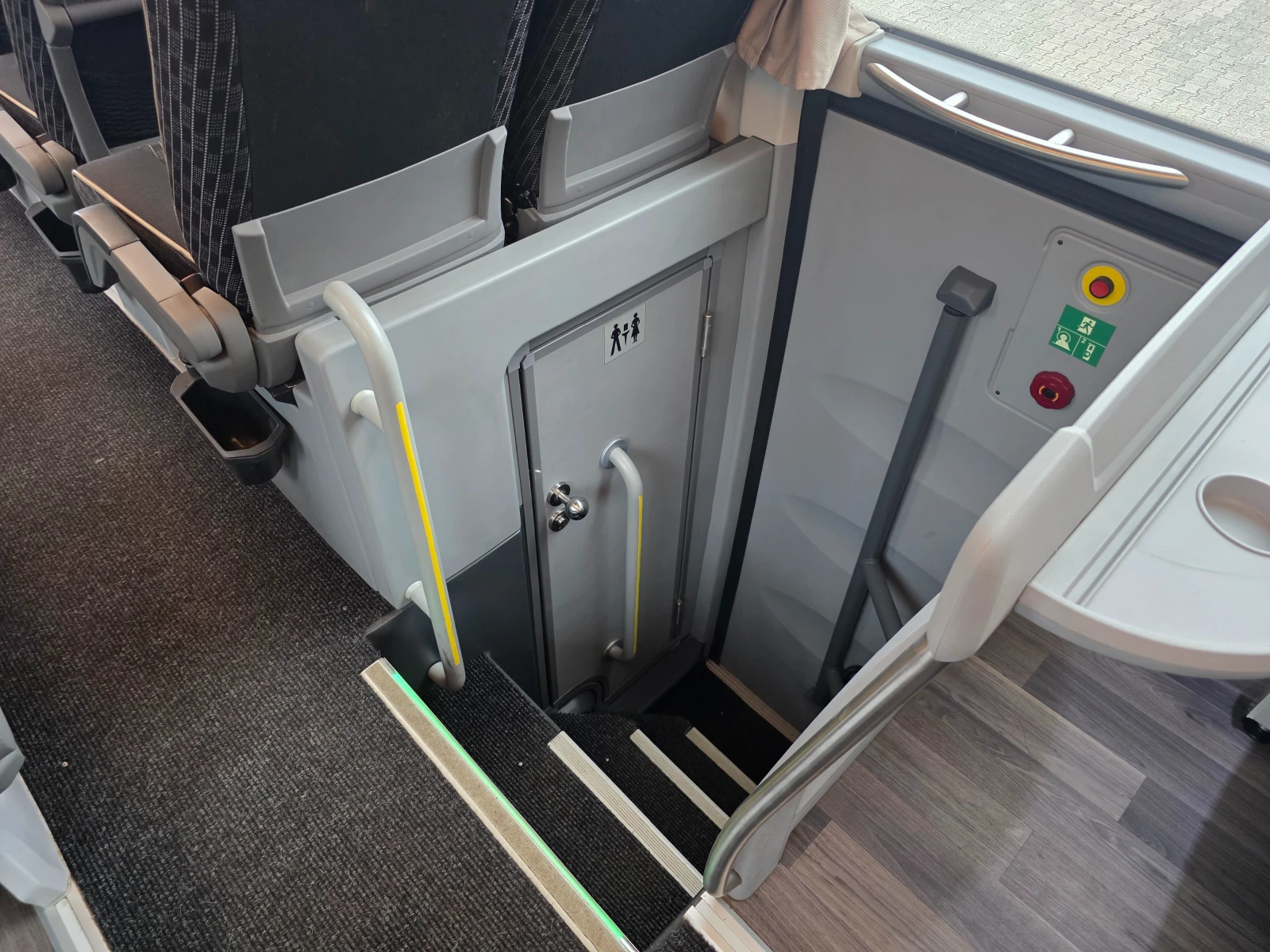 Man Lion S Classic Coach C 59+ 1+ 1, ������� 13, 09 � | 2 ���� | Mobile.bg � ����������� 17