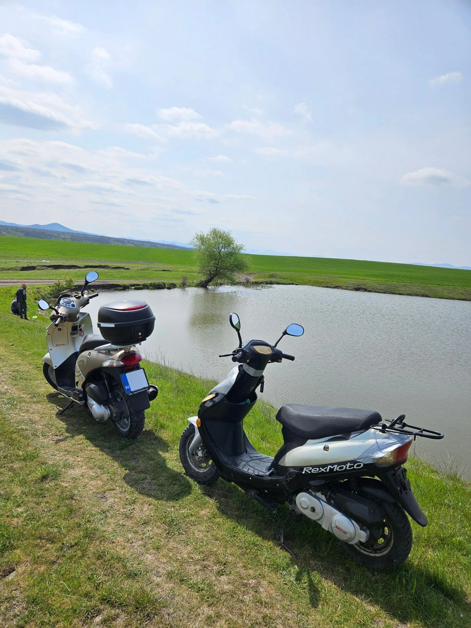Други Друг Rex Moto Rs 400 /Топ Състояние/ Без Документи / , снимка 15 - Мотоциклети и мототехника - 54487111