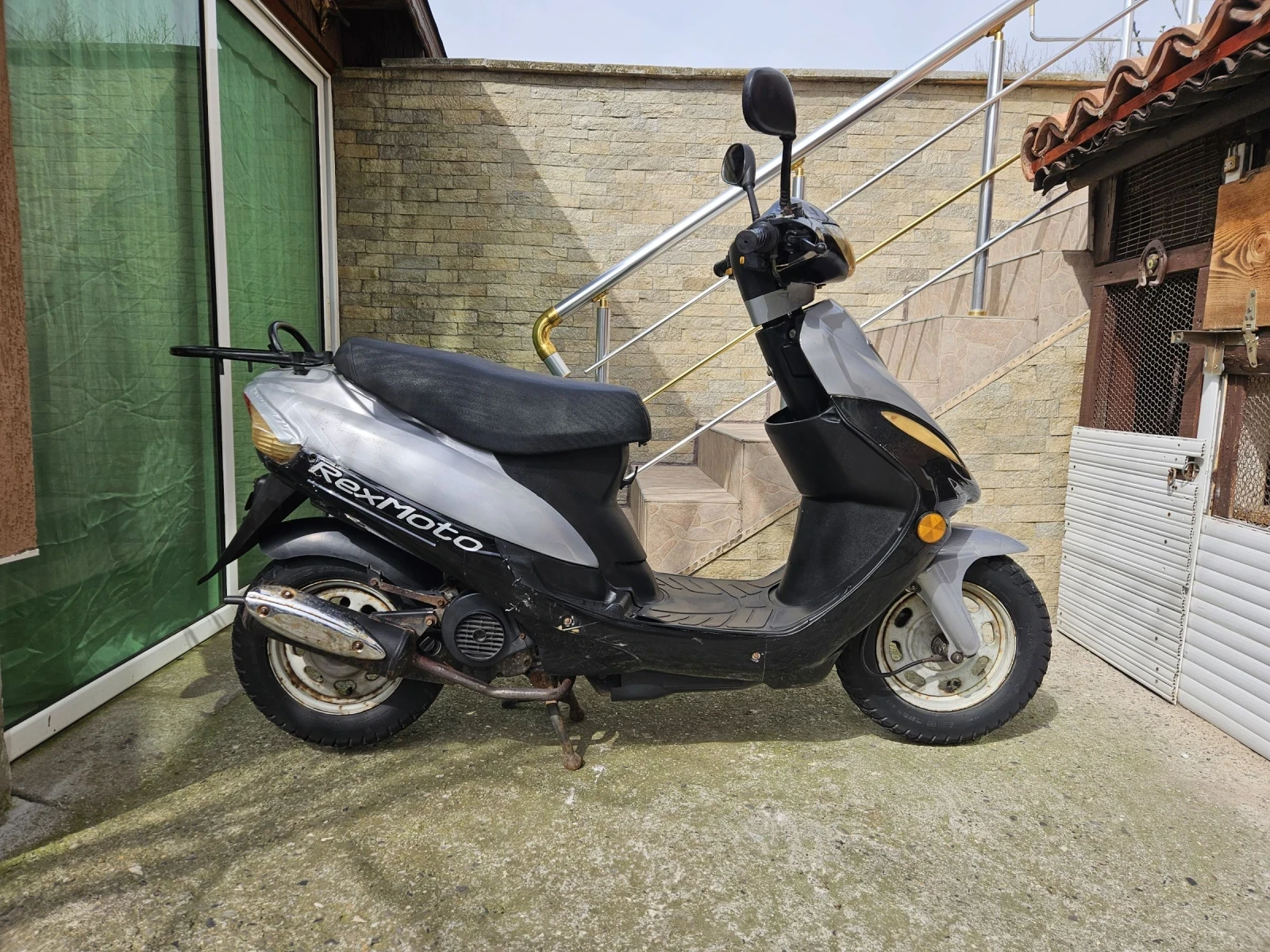 Други Друг Rex Moto Rs 400 /Топ Състояние/ Без Документи / , снимка 4 - Мотоциклети и мототехника - 54487111