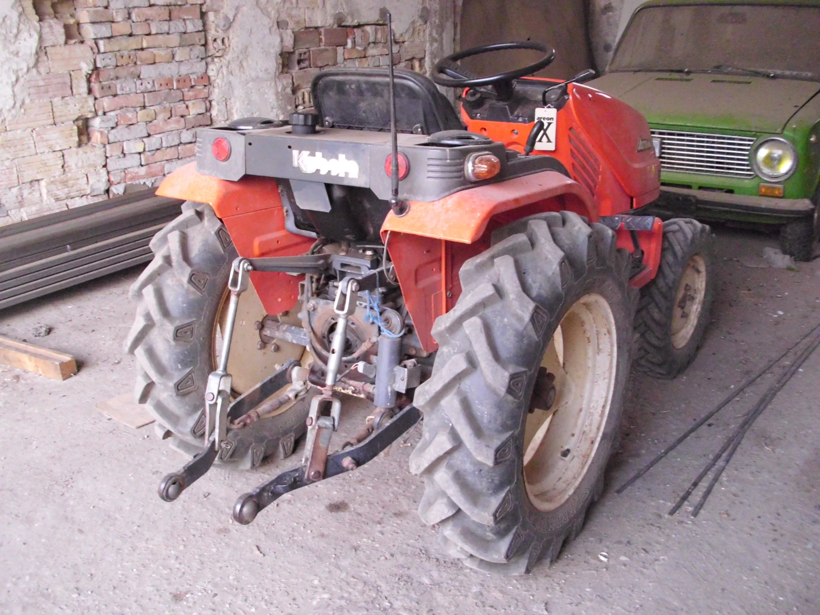 Трактор Kubota А-14 4Х4 - изображение 4