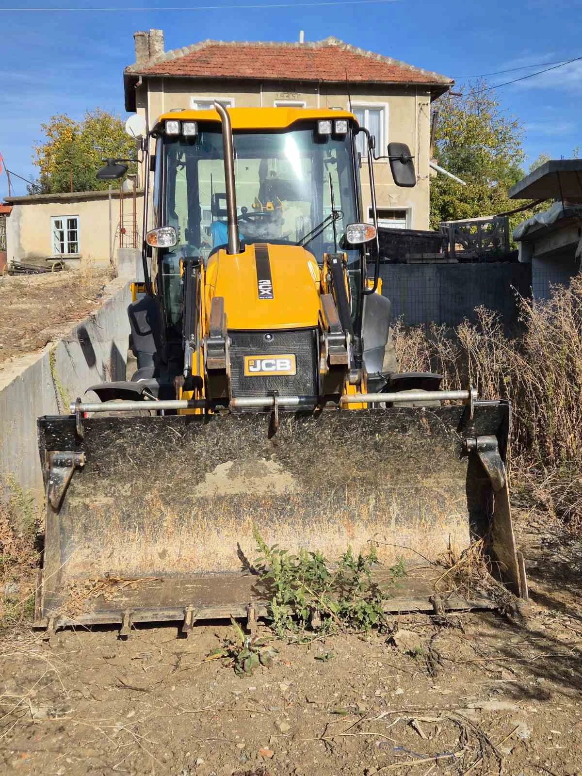 Багер JCB 3CX Plus, снимка 4 - Индустриална техника - 56434880