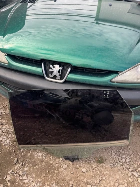 Kia K5 2018г задно ляво стъкло, снимка 1