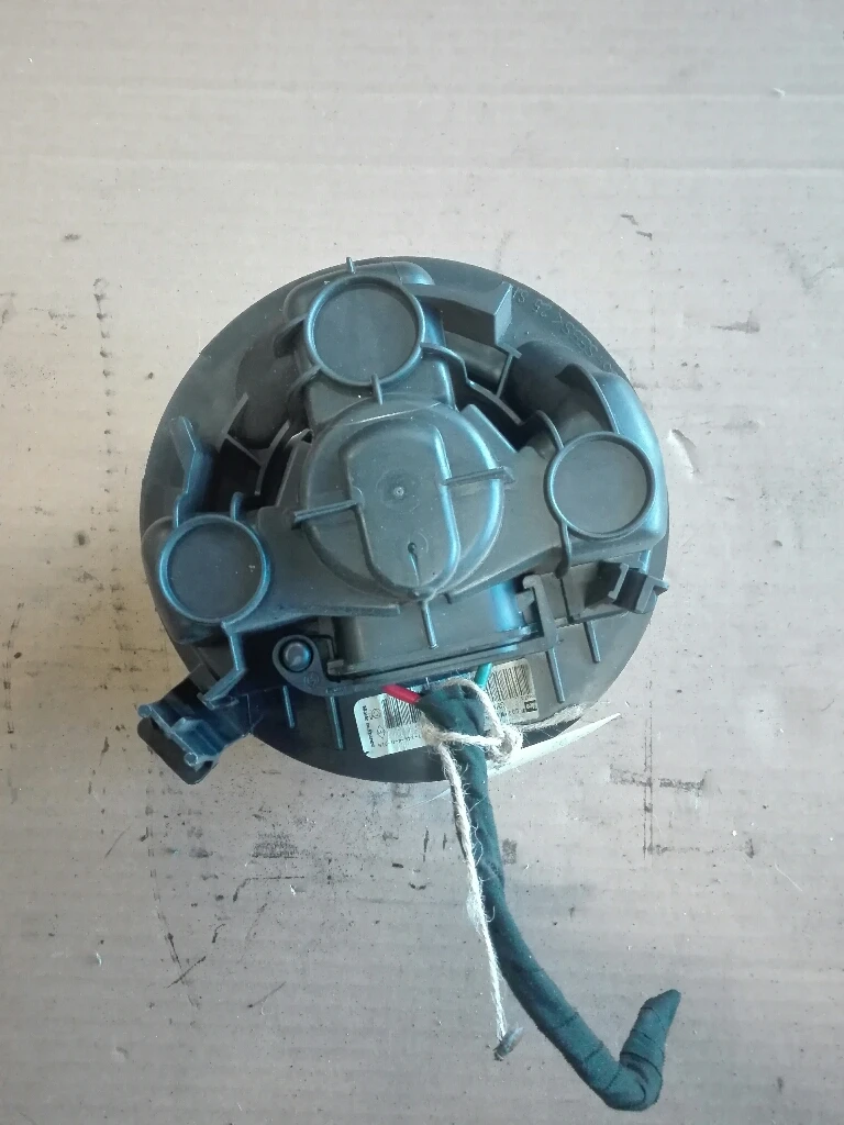 Вентилатор парно нисан микра 1.2