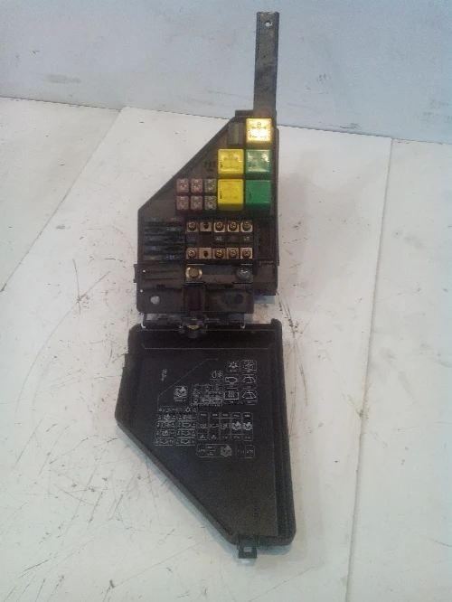 Бушонно табло Ровър 75 2.0D