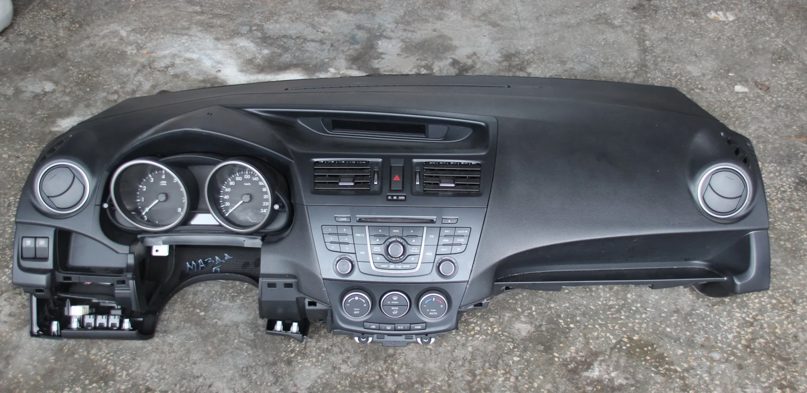      5   2010 .    | Mobile.bg   1