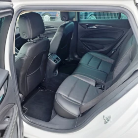 Opel Insignia 1.6 SPORTS TOURER* AUTOMATIC* HEAD UP* KEYLESS* , снимка 10
