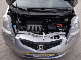 Honda Jazz 1.4i-99k.c.-81хил.км./Автоматик/Панорама/Euro-4/, снимка 16