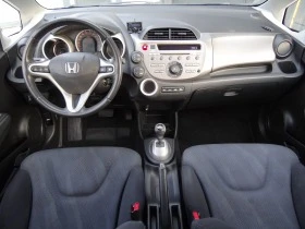 Honda Jazz 1.4i-99k.c.-81хил.км./Автоматик/Панорама/Euro-4/, снимка 9