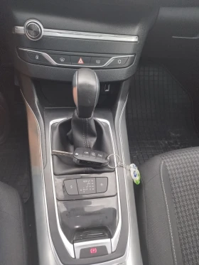 Peugeot 308 1.5 automatic , снимка 13