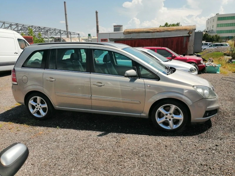 Opel Zafira 1.9CDTI 7м COSMO 120кс, снимка 4 - Автомобили и джипове - 46125074