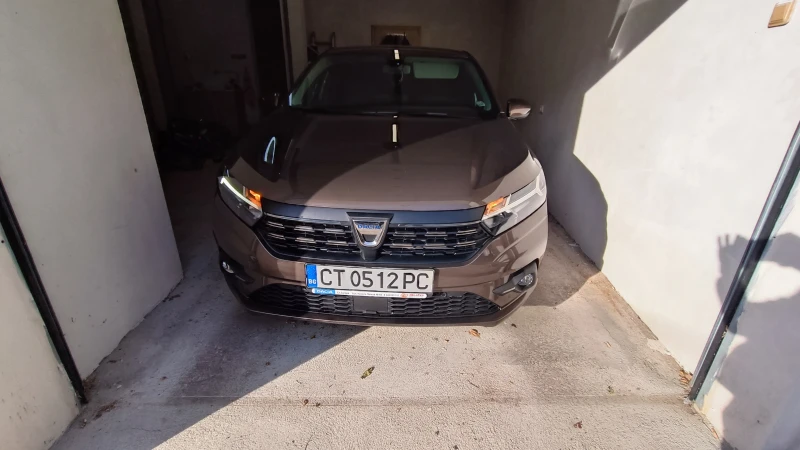 Dacia Logan III, снимка 5 - Автомобили и джипове - 48264302