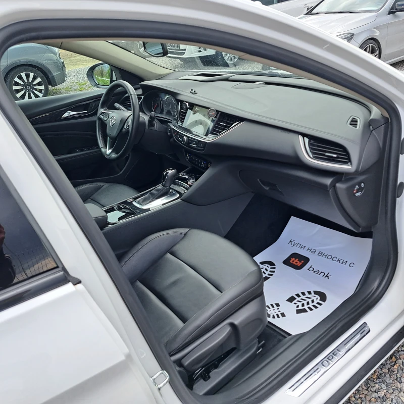 Opel Insignia 1.6 SPORTS TOURER* AUTOMATIC* HEAD UP* KEYLESS* , снимка 11 - Автомобили и джипове - 49773037