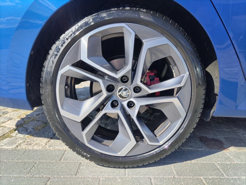 Skoda Octavia R.S. Combi 200к.с. DSG, снимка 15 - Автомобили и джипове - 51590839