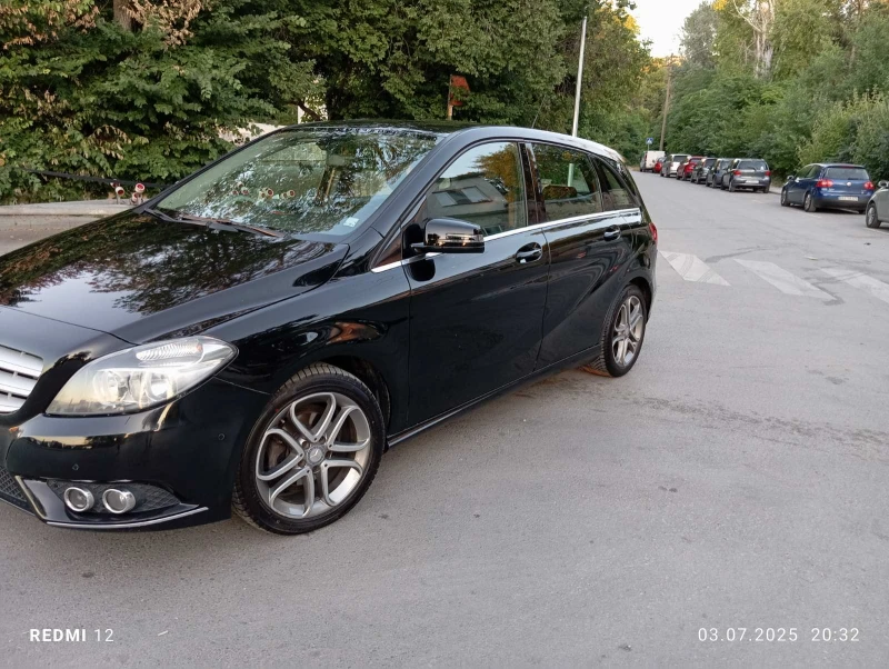 Mercedes-Benz B 180, снимка 5 - Автомобили и джипове - 51956024