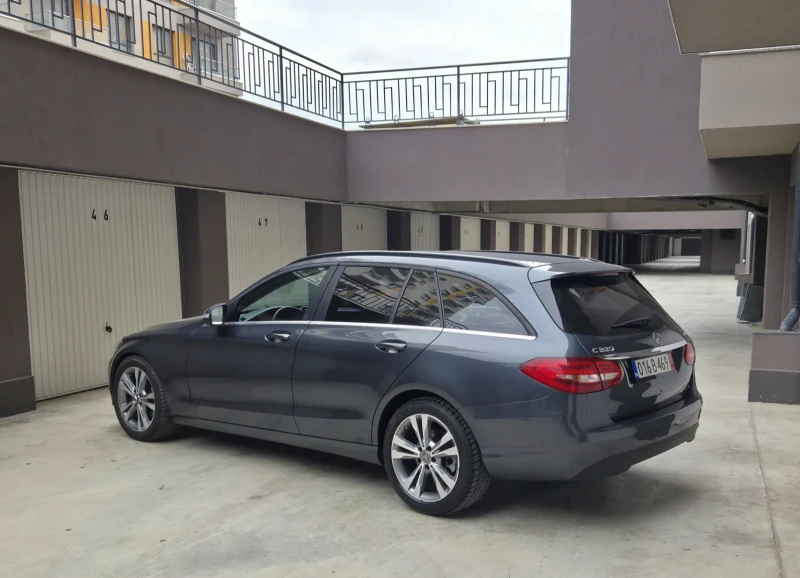Mercedes-Benz C 220 Amg line, снимка 4 - Автомобили и джипове - 52055145