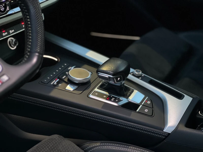 Audi A4 S-LINE / ПОДГРЕВ / VIRTUAL / DISTRONIC / ПАНОРАМА, снимка 12 - Автомобили и джипове - 52834638