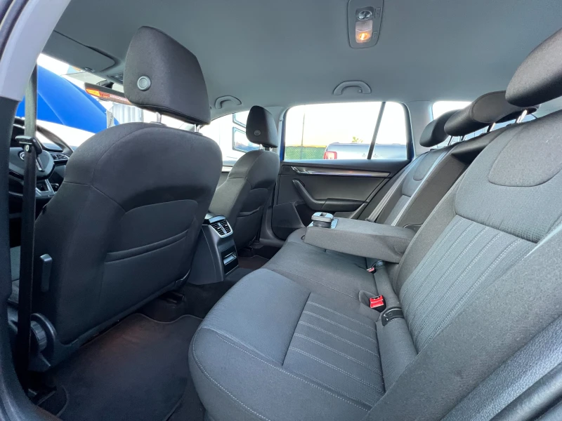 Skoda Octavia 2.0TDI 183958км./TMBJJ9NE0L0123893/ТОП СЪСТОЯНИЕ/, снимка 11 - Автомобили и джипове - 52874962