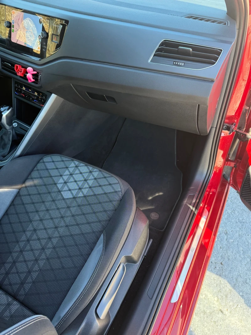 VW Taigo R-LINE 1.5 TSI 150hp, снимка 16 - Автомобили и джипове - 53052180