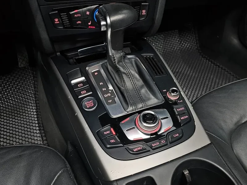 Audi A5 Quattro Sportback 8Ta, снимка 9 - Автомобили и джипове - 53894854