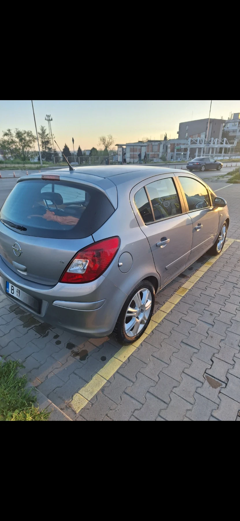 Opel Corsa 1.2 COSMO 4 цилиндара - изображение 3