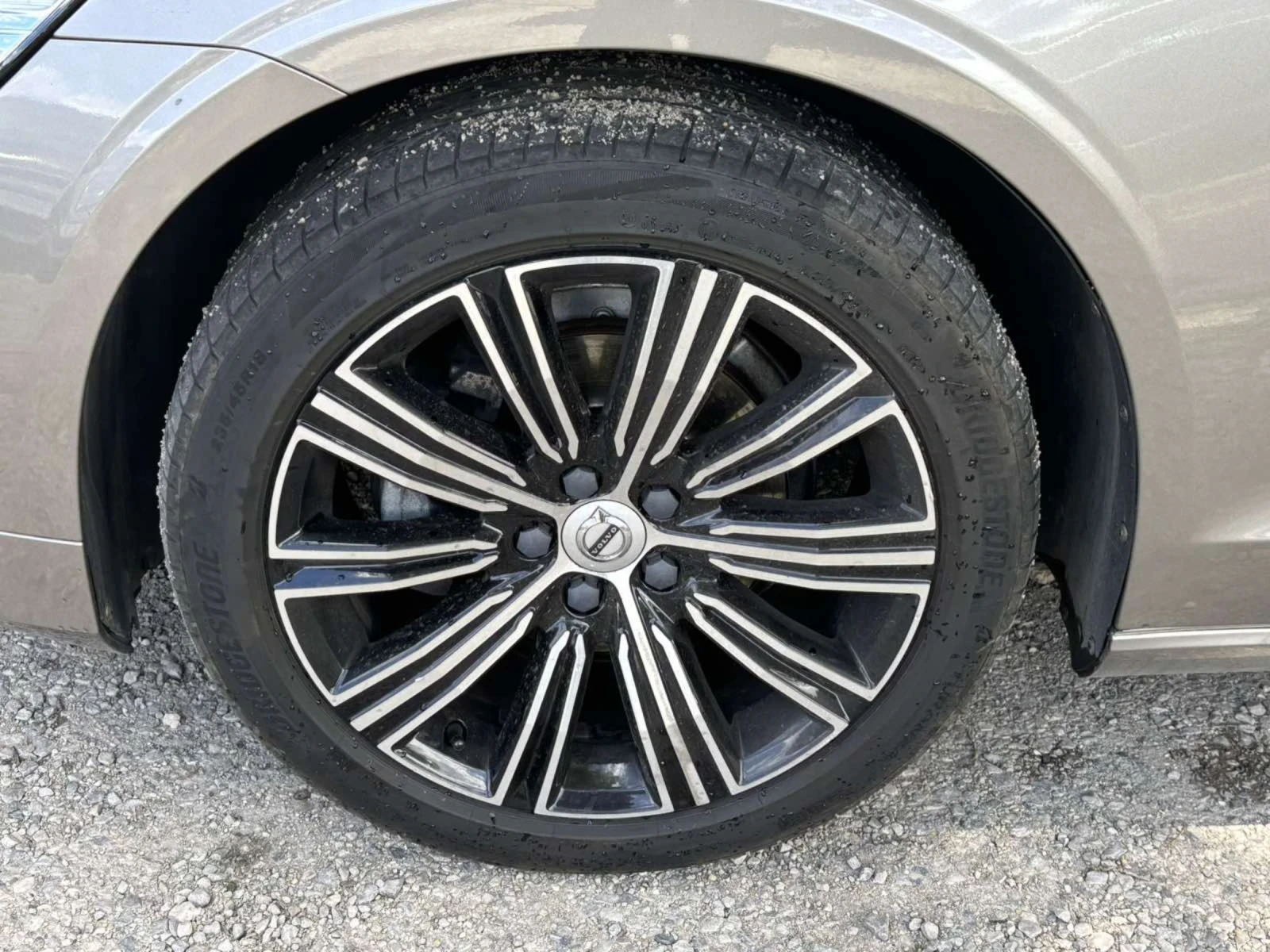 Volvo V60 2.0 - изображение 10