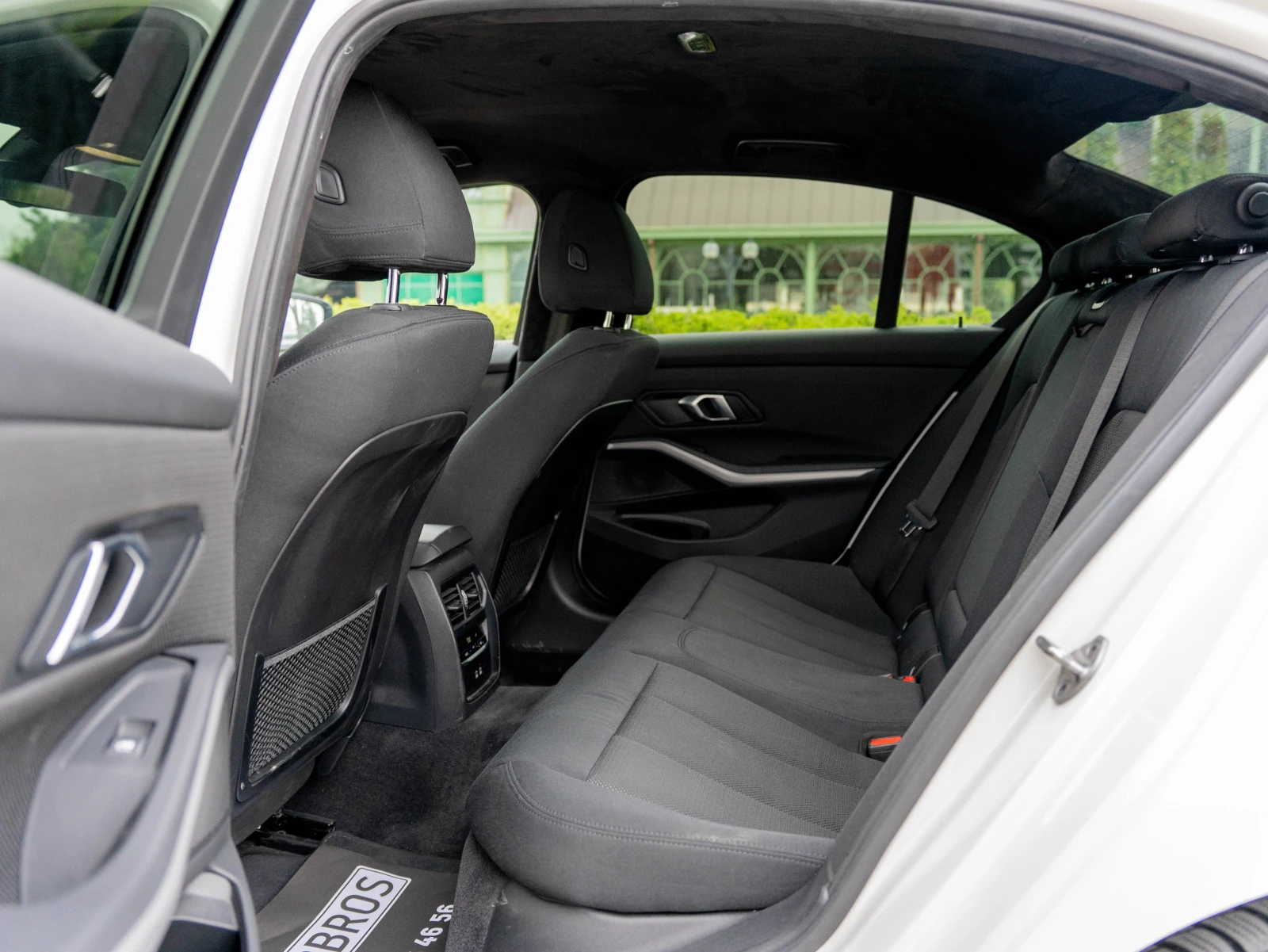 BMW 320 d xDrive M-Sport Facelift Mild-Hybrid  | Mobile.bg   11