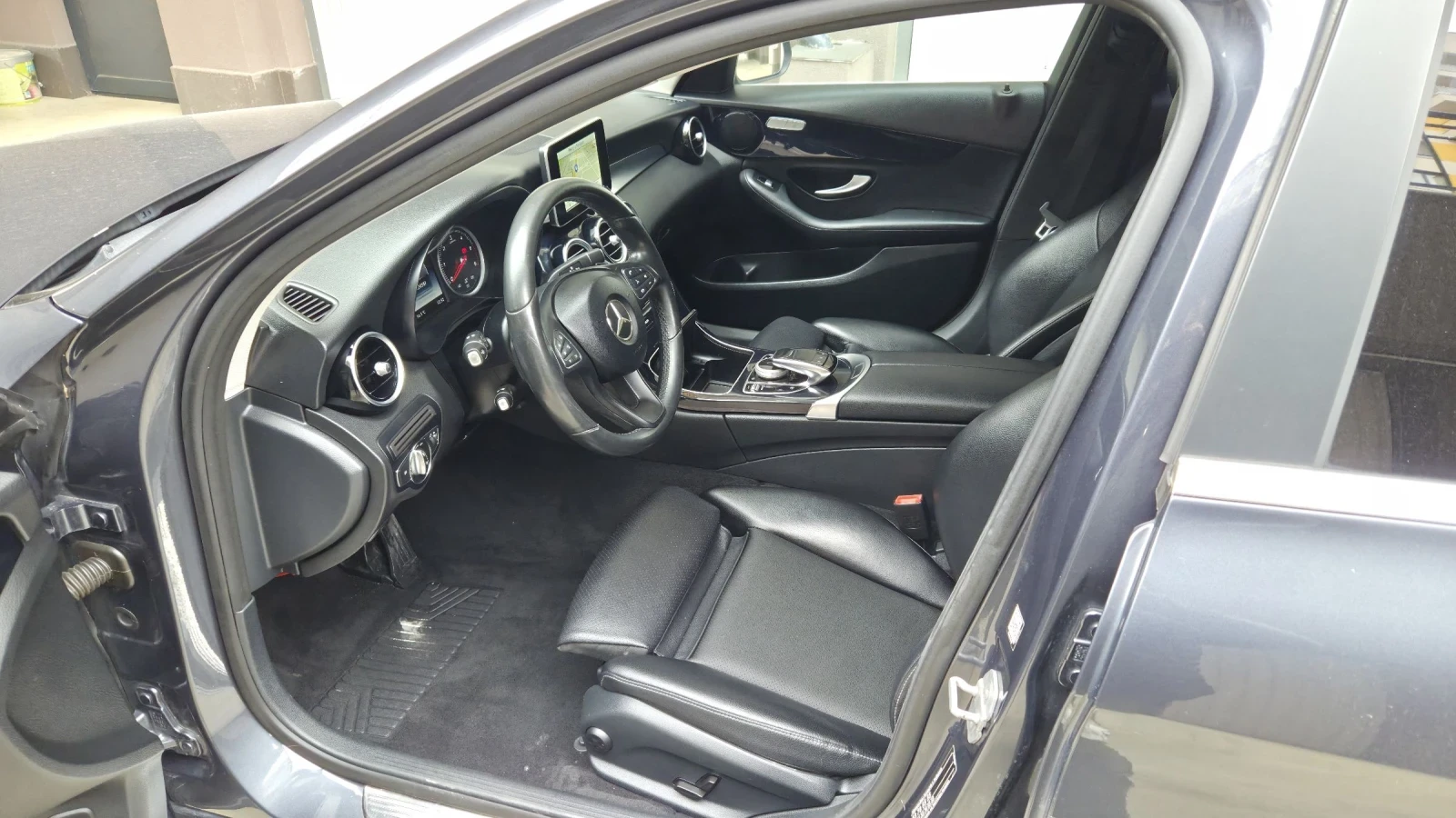 Mercedes-Benz C 220 Amg line - изображение 5