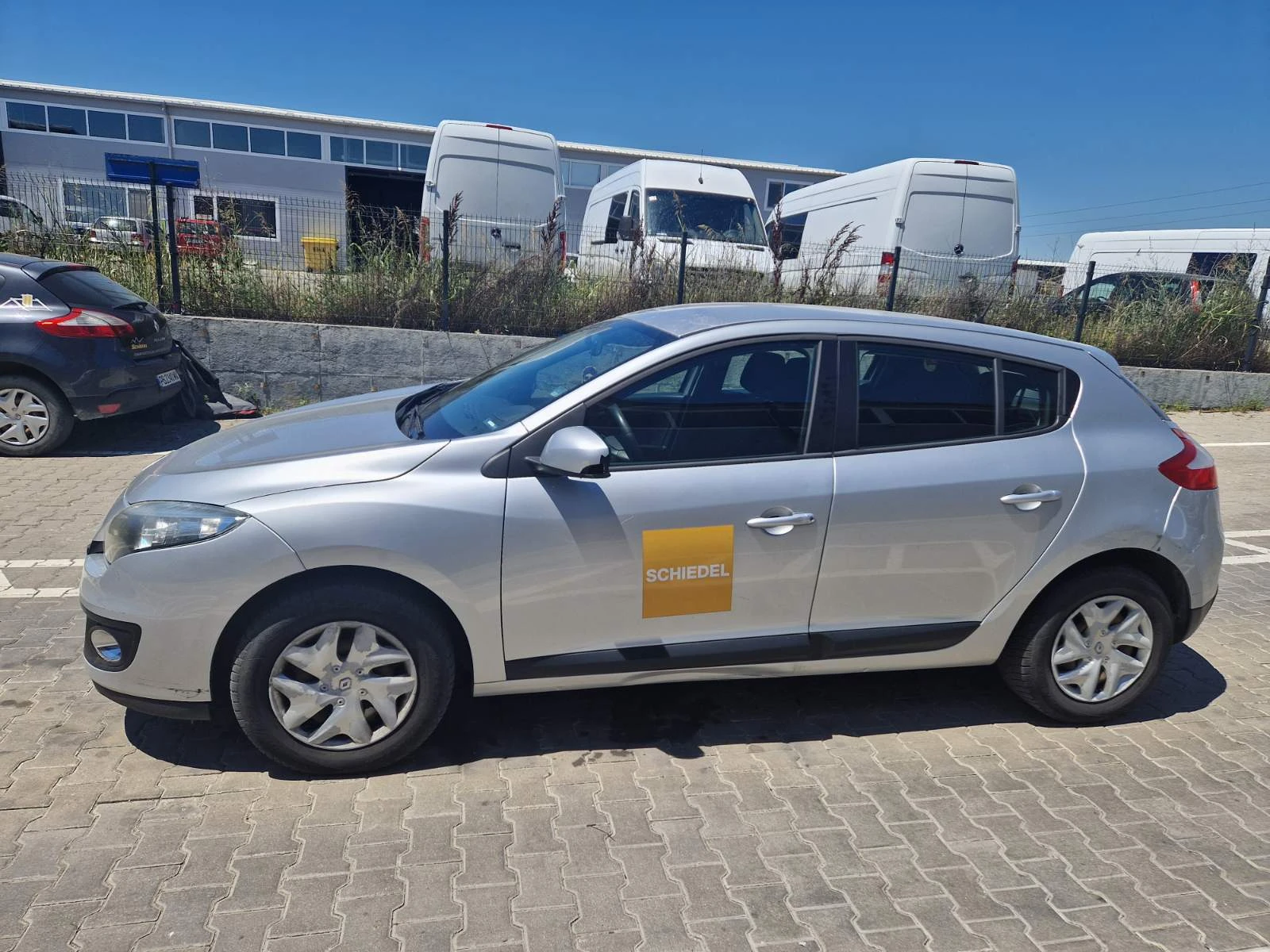 Renault Megane | Mobile.bg   2