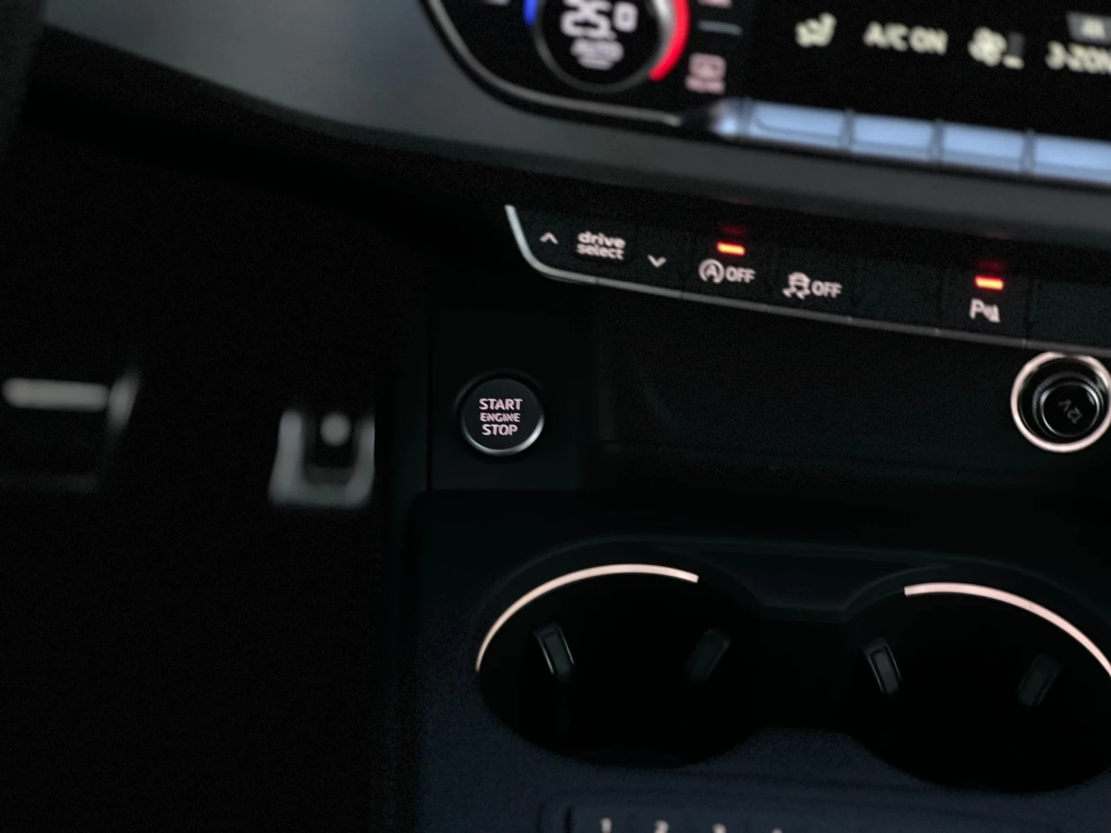 Audi A4 S-LINE / ������� / VIRTUAL / DISTRONIC / �������� | Mobile.bg � ����������� 14