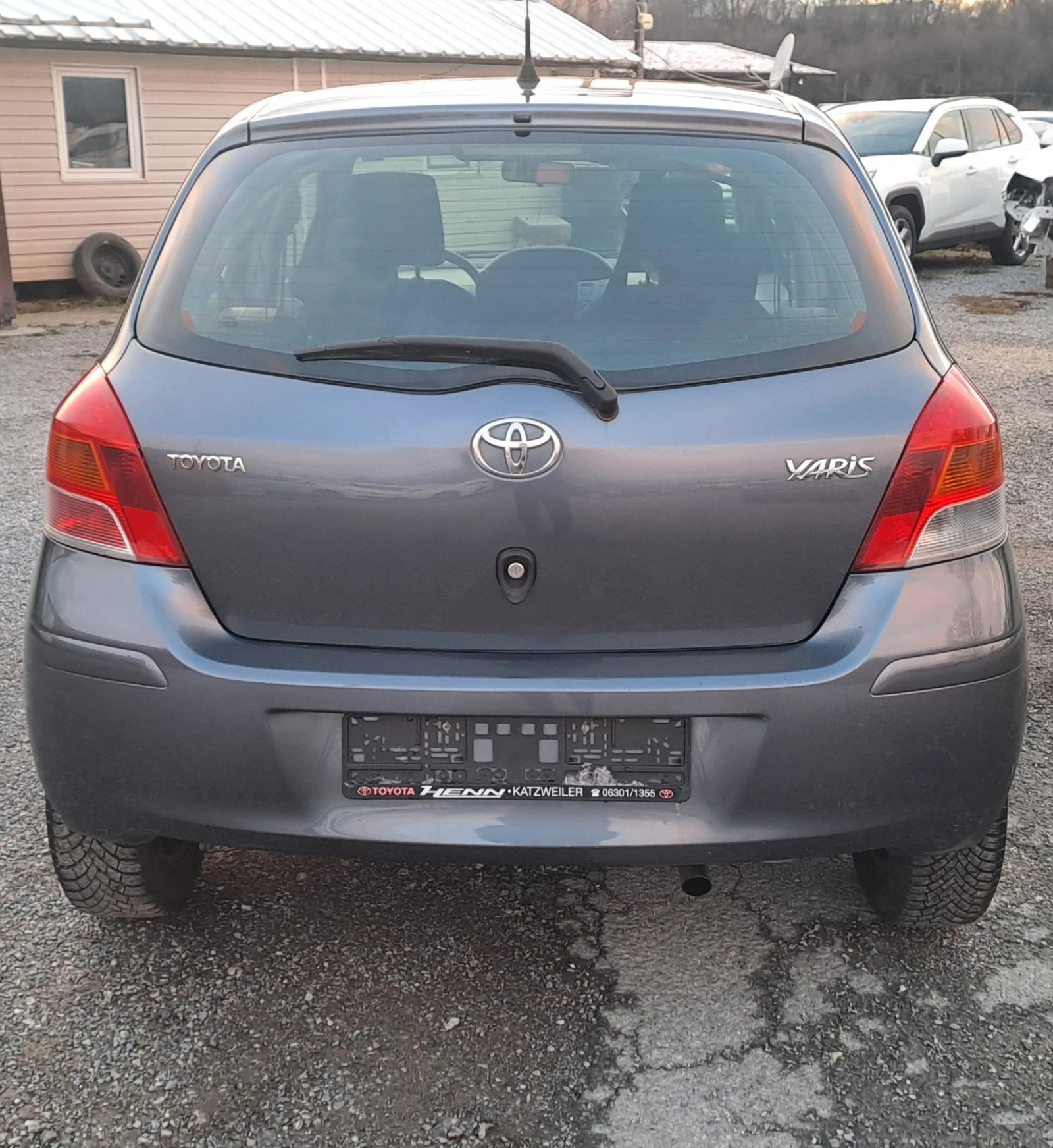 Toyota Yaris 1.3i 16v 99k. | Mobile.bg � ����������� 5