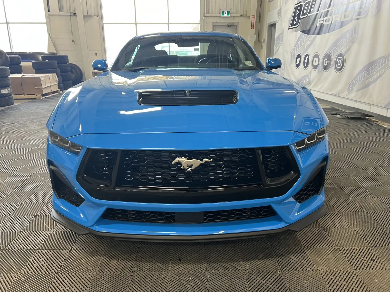 Ford Mustang GT PREMIUM-GT PERFORMANCE-B&O-Нова-Гаранция, снимка 2 - Автомобили и джипове - 53881138