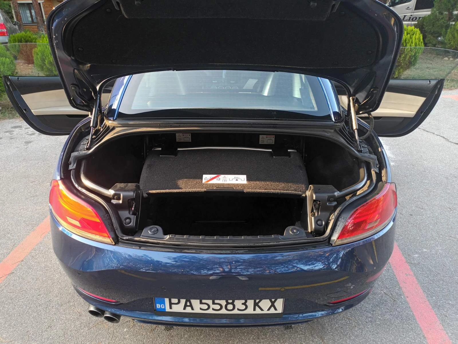 BMW Z4 E89 sDrive23i, снимка 12 - Автомобили и джипове - 54006899