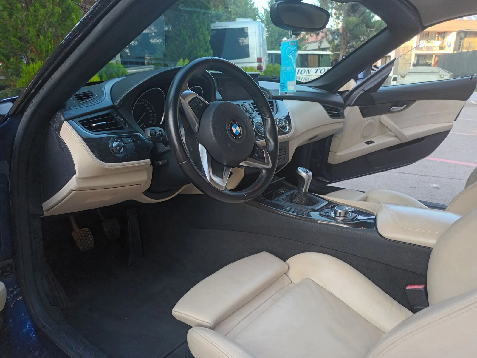 BMW Z4 E89 sDrive23i, снимка 8 - Автомобили и джипове - 54006899