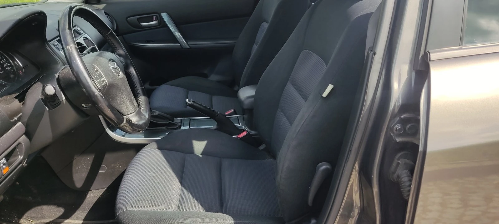 Mazda 6 2.0i 6 скорости, снимка 8 - Автомобили и джипове - 54565817