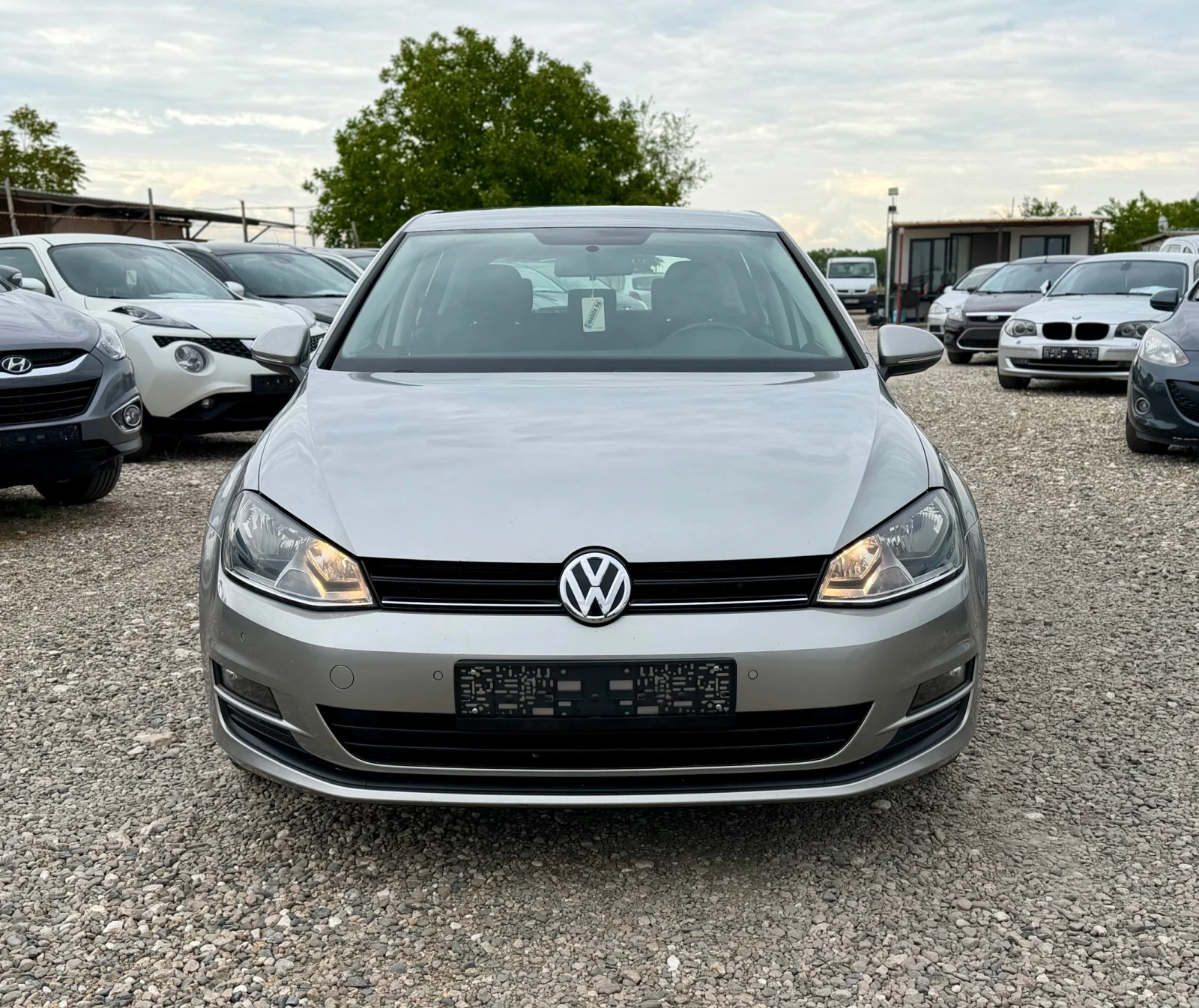 VW Golf 1.6 TDI * АВТОМАТ* , снимка 2 - Автомобили и джипове - 54609760